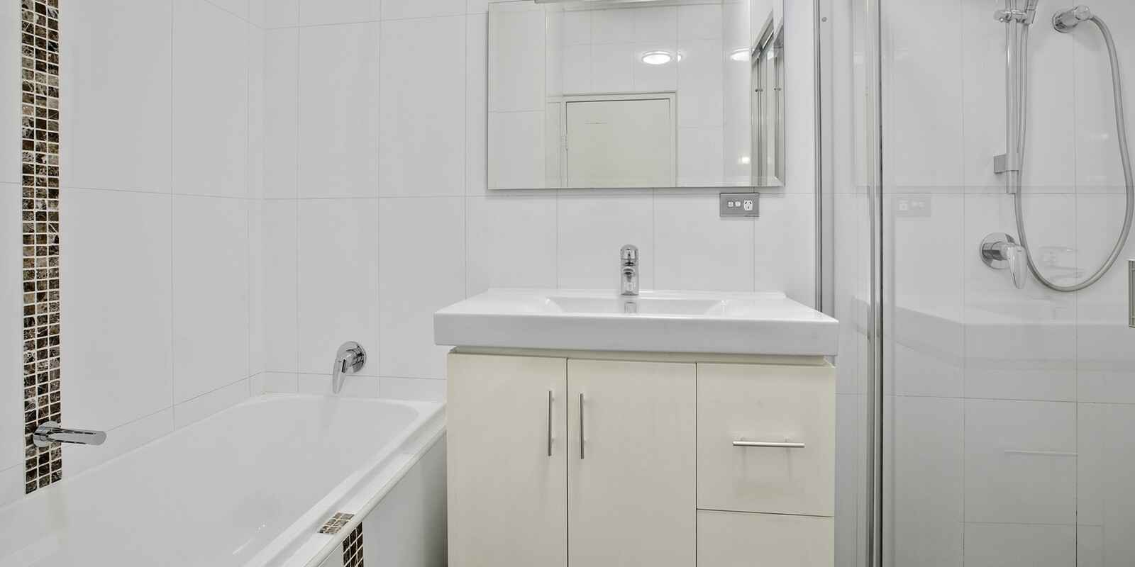 31/6-22 High Street Mascot