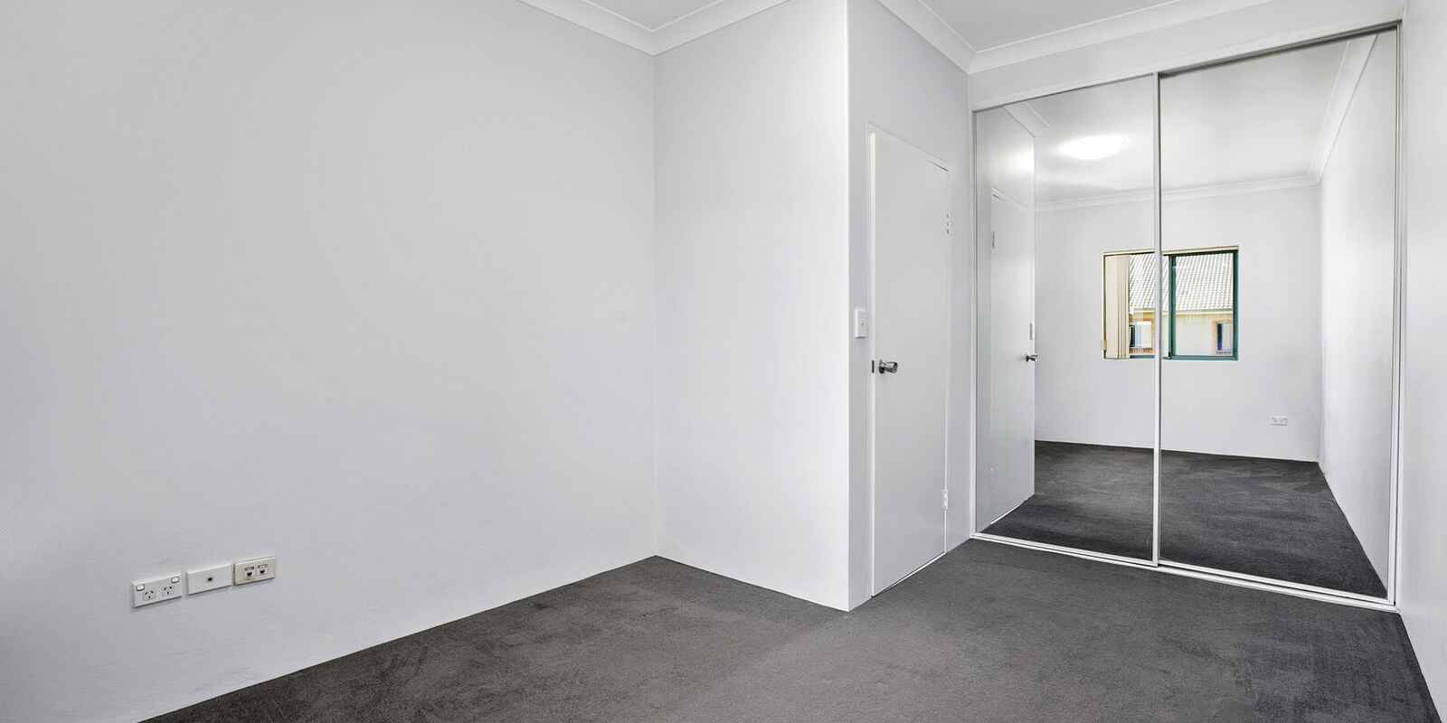 31/6-22 High Street Mascot