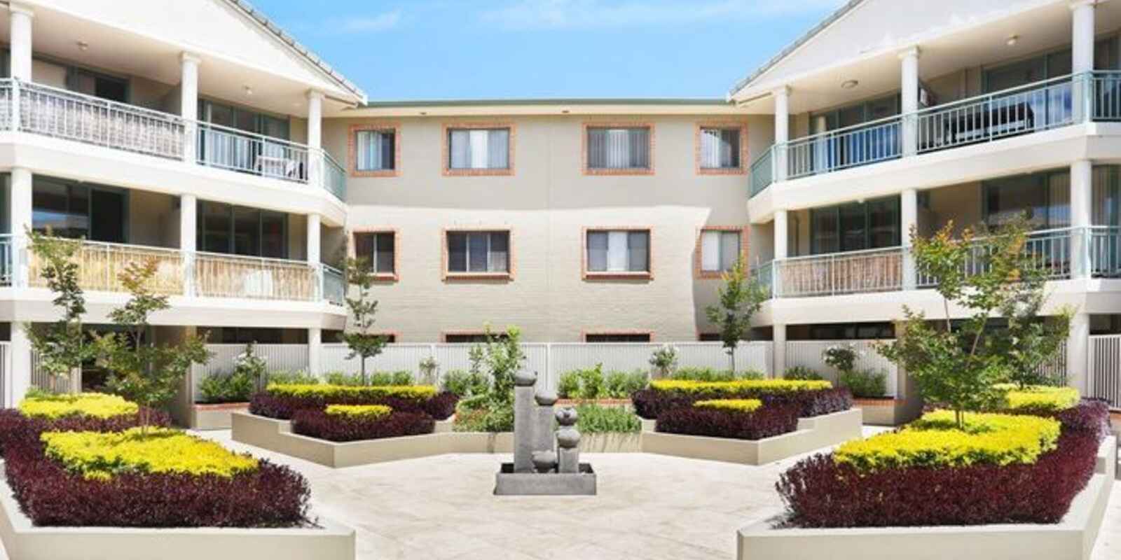 31/6-22 High Street Mascot