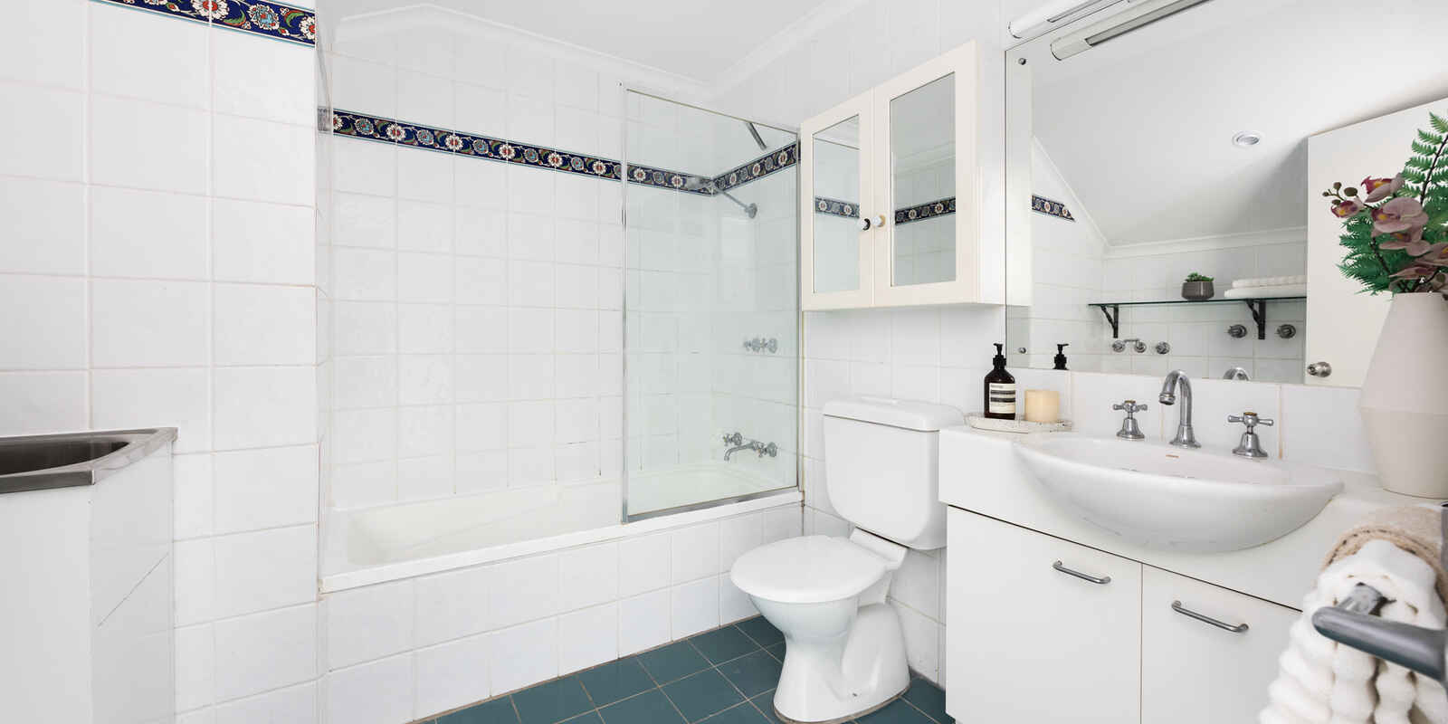 2/14 Kensington Street Waterloo