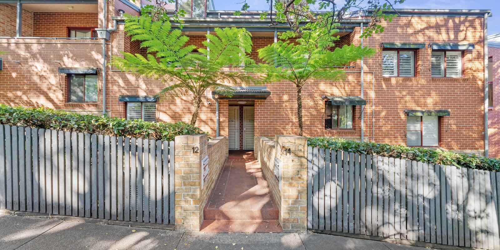 2/14 Kensington Street Waterloo