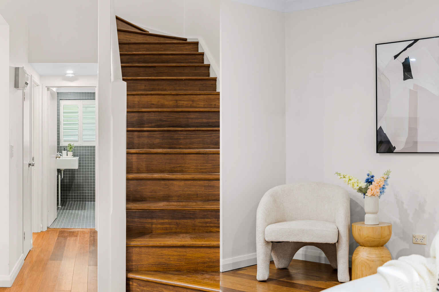 5/2 Kensington Mews Waterloo