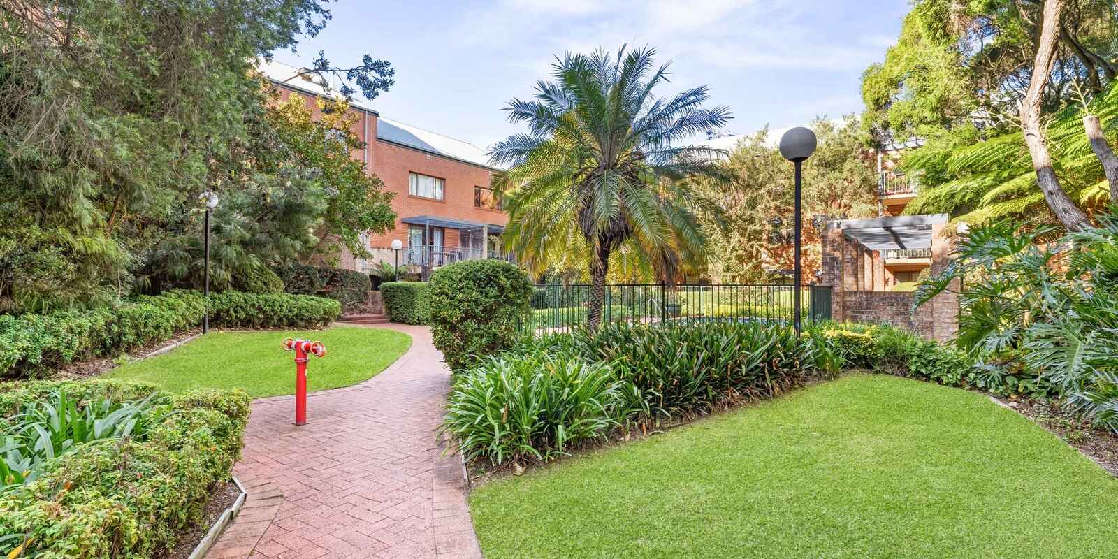 5/2 Kensington Mews Waterloo