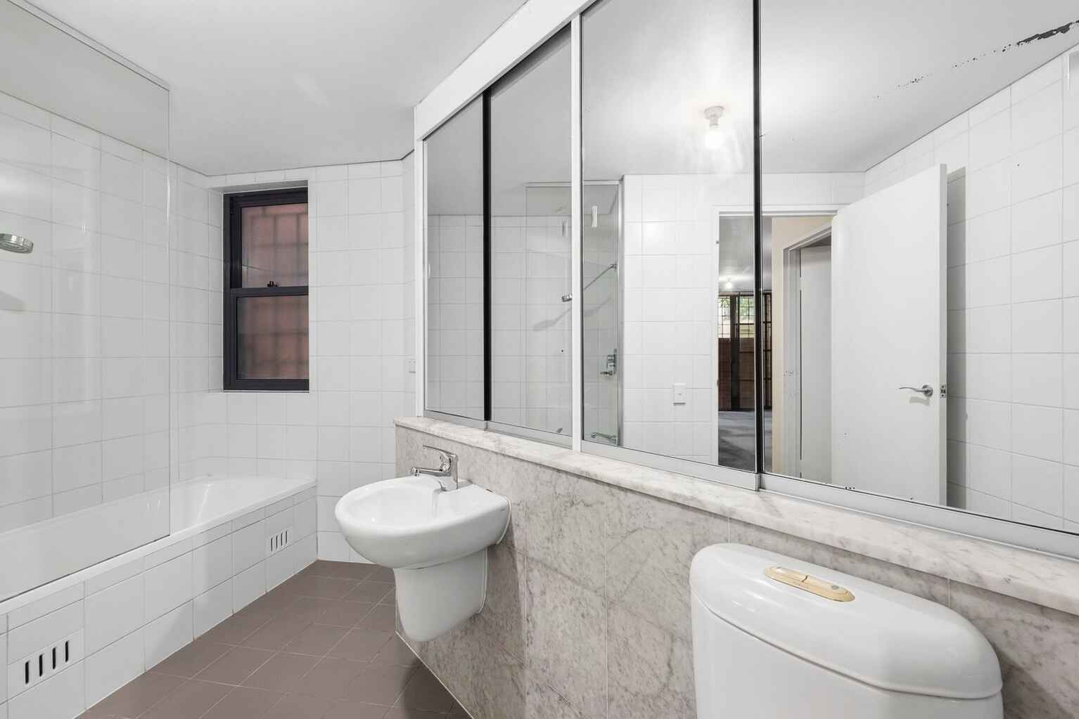 4/10 Fitzgerald Street Newtown