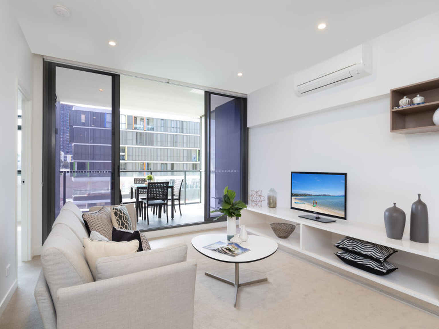 208/23 Archibald Avenue Waterloo