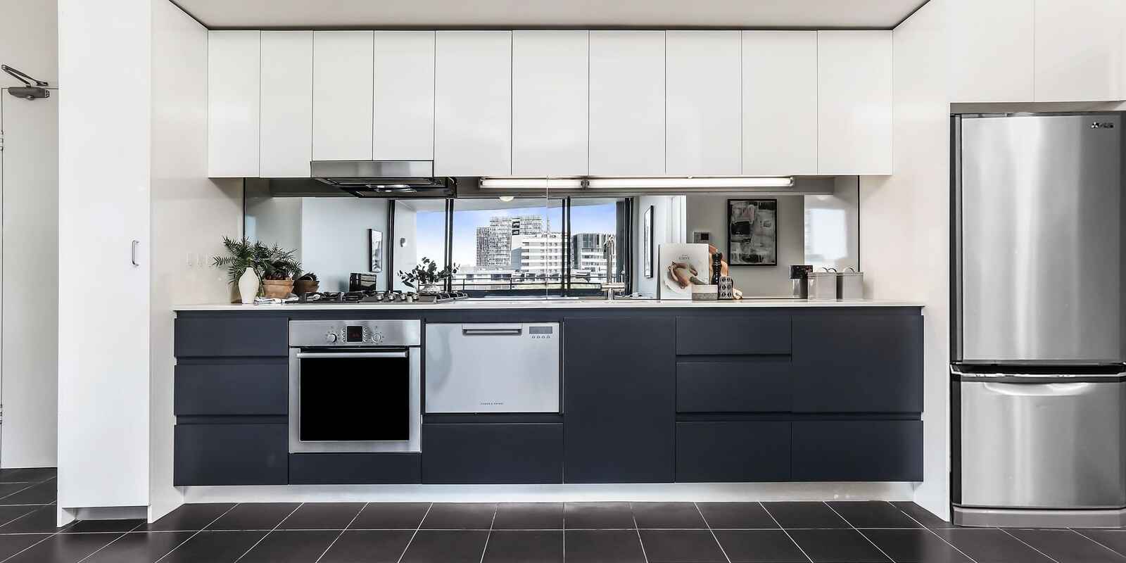 F704/7 Hunter Street Waterloo