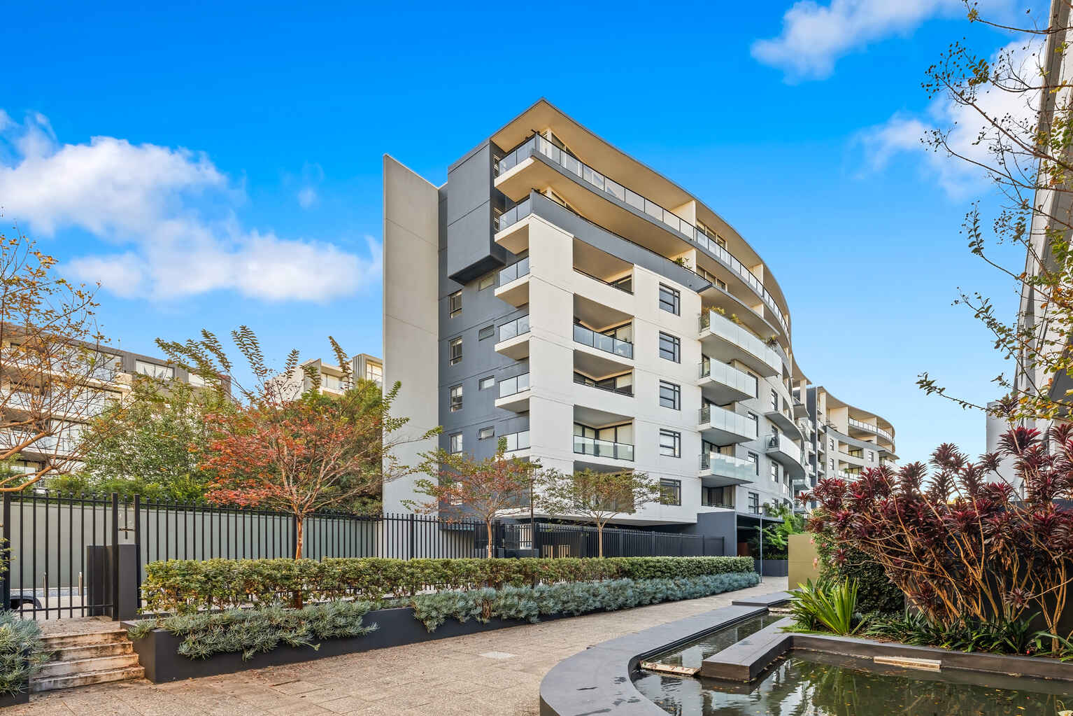 F704/7 Hunter Street Waterloo