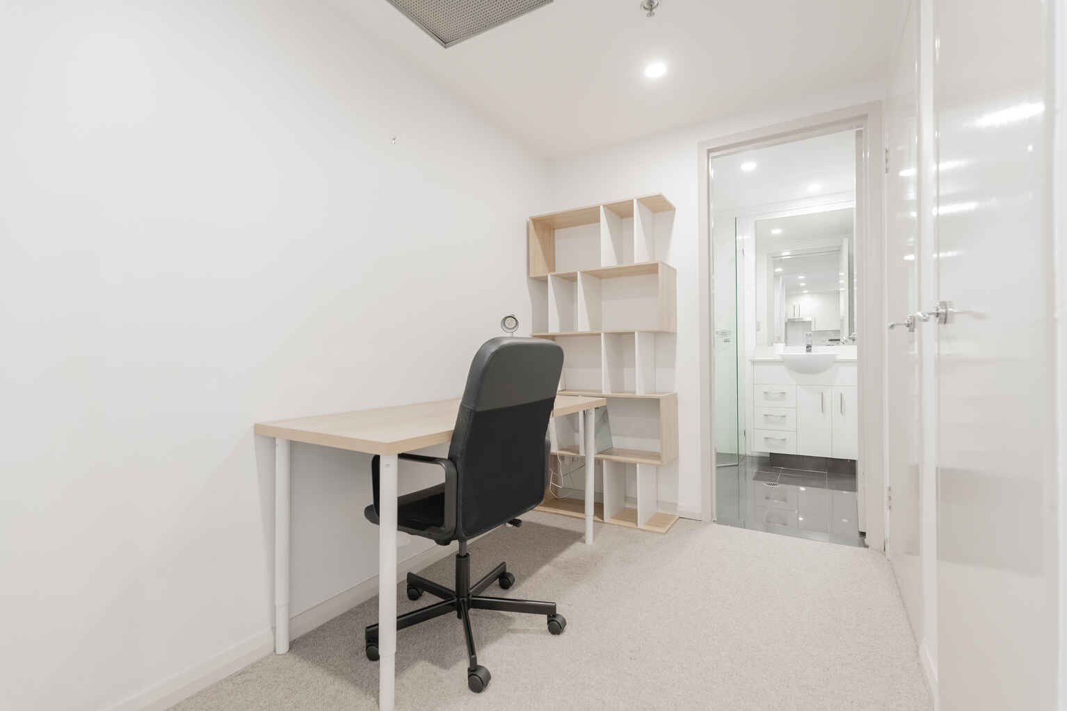 314/8 Lachlan Street Waterloo