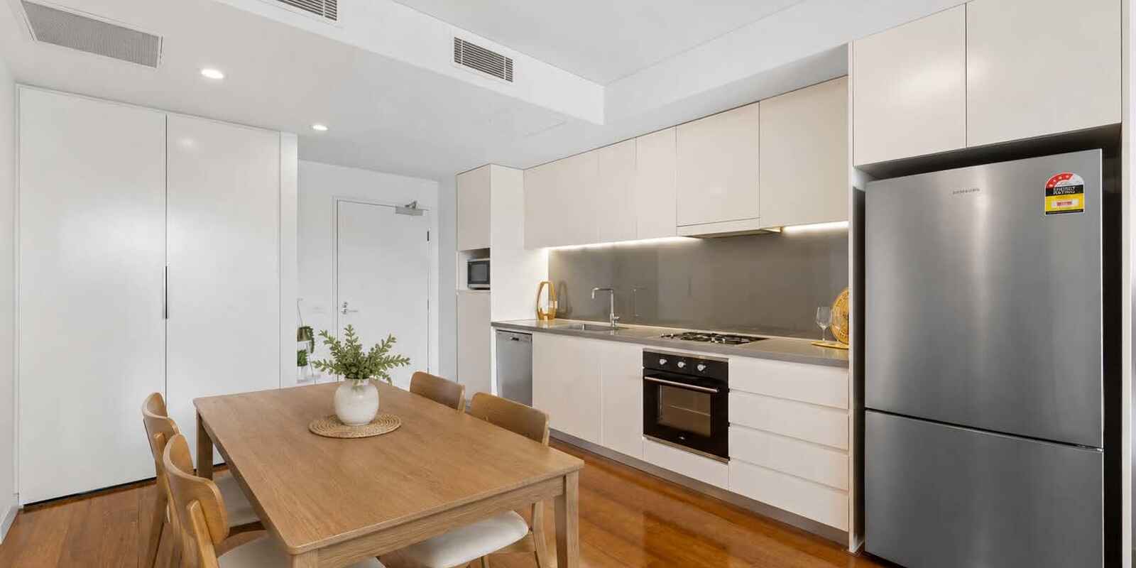 302/828 Elizabeth Street Waterloo