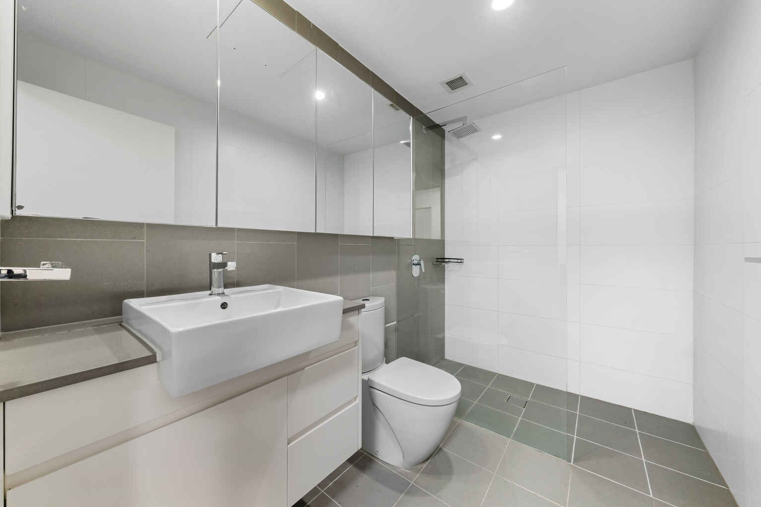G02/828 Elizabeth Street Waterloo