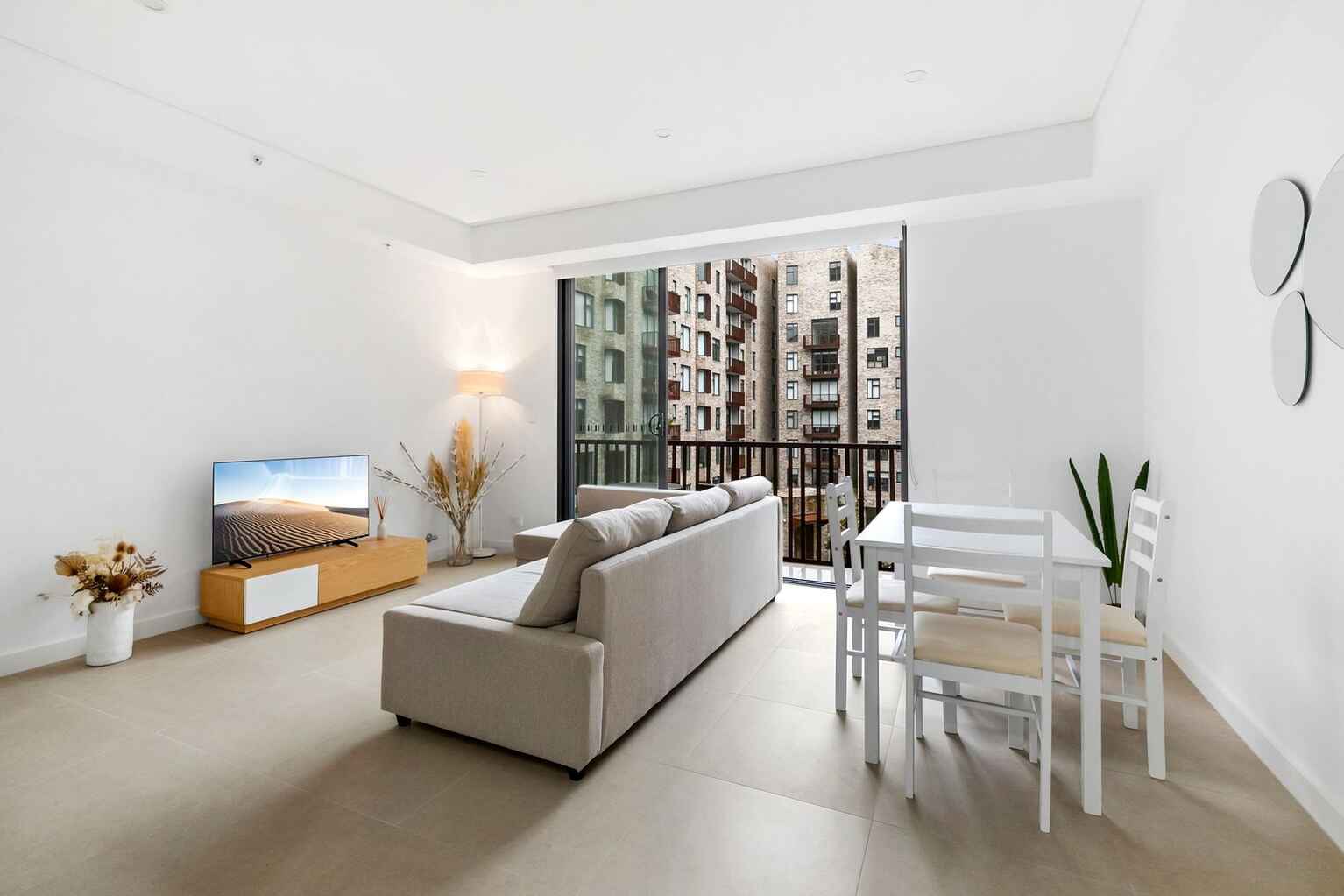 301/105 Dalmeny Avenue Rosebery