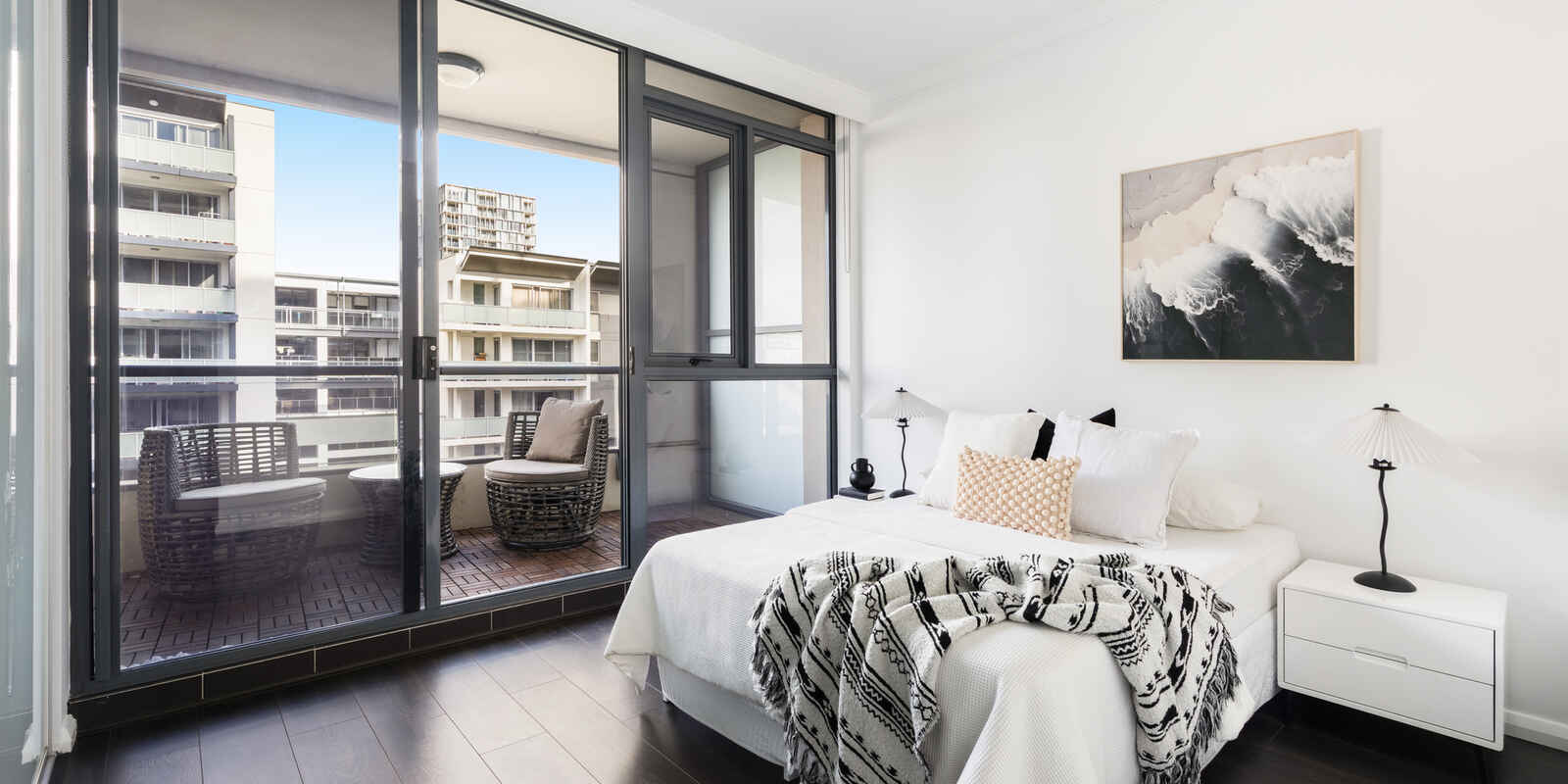 139/10 Lachlan Street Waterloo