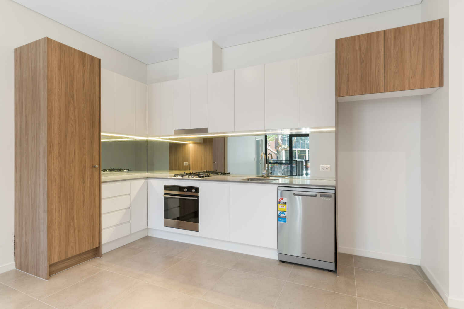 G11/10-20 McEvoy Street Waterloo