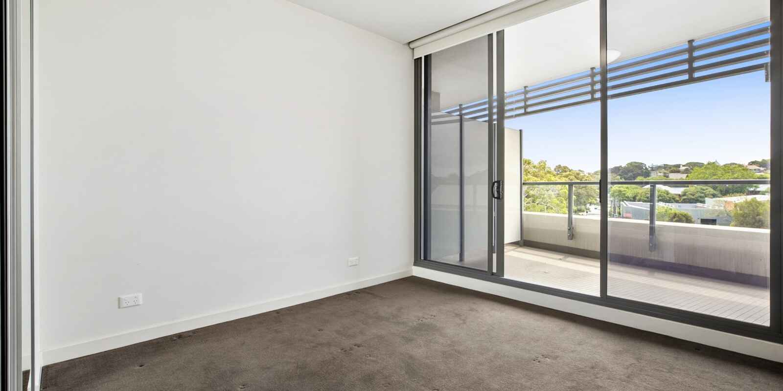 17/830 Bourke Street Waterloo