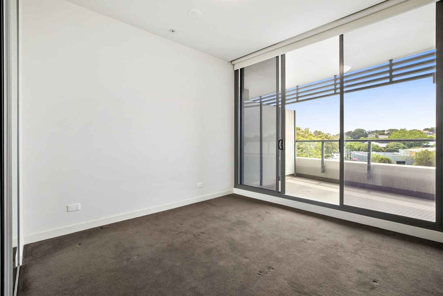 17/830 Bourke Street Waterloo