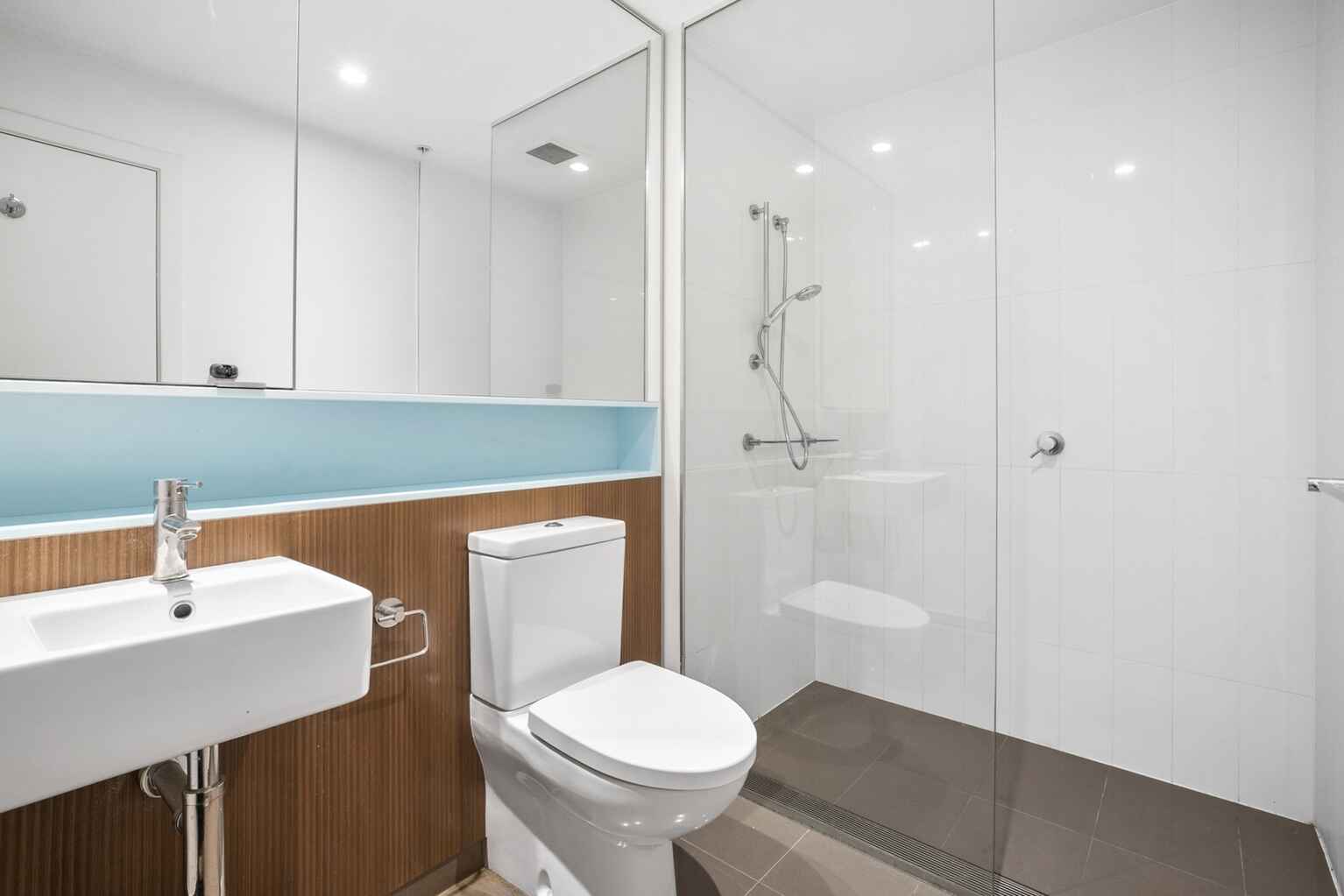 17/830 Bourke Street Waterloo