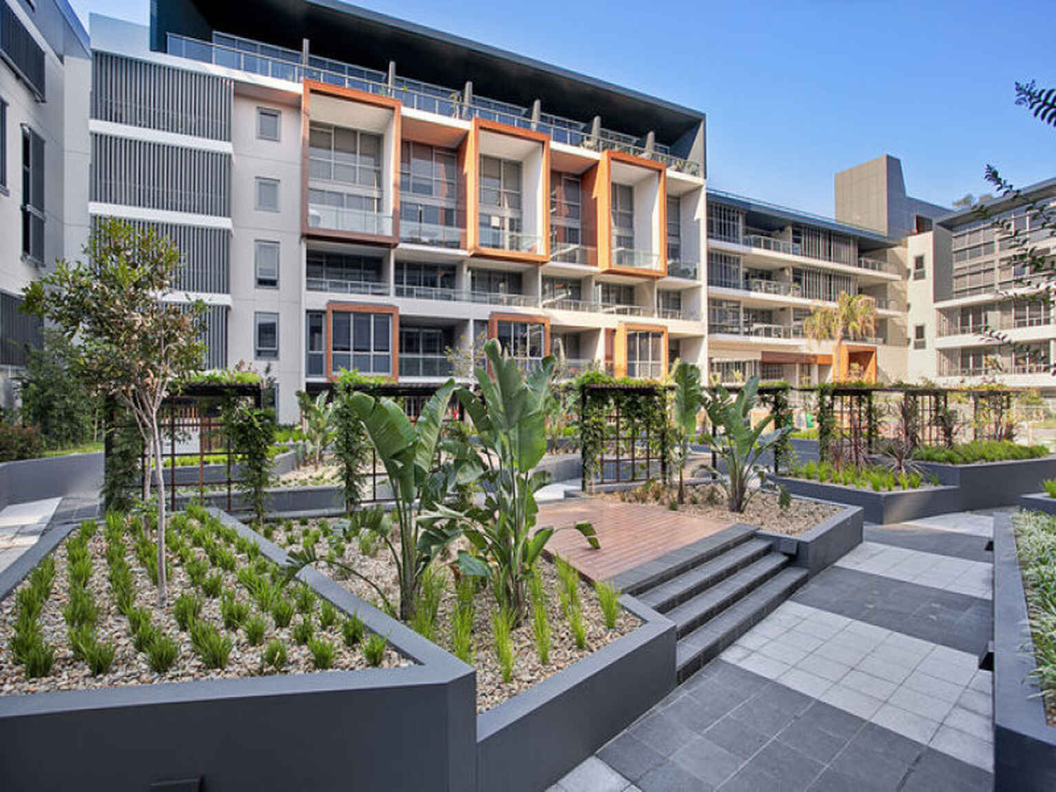 17/830 Bourke Street Waterloo