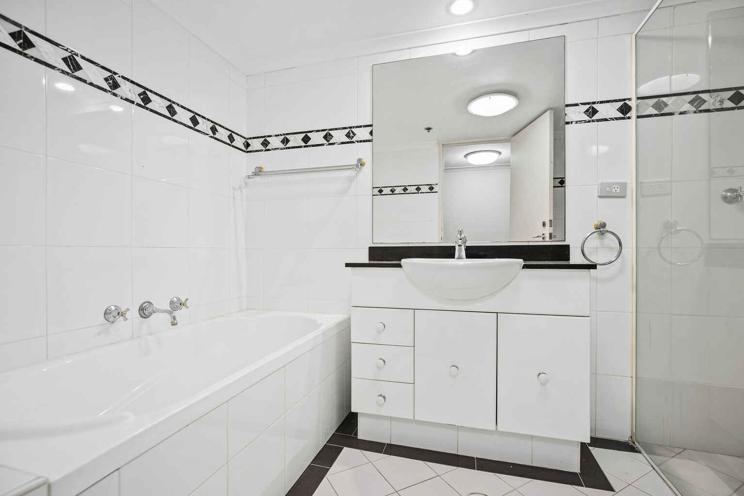 510B/317 Castlereagh Street Haymarket