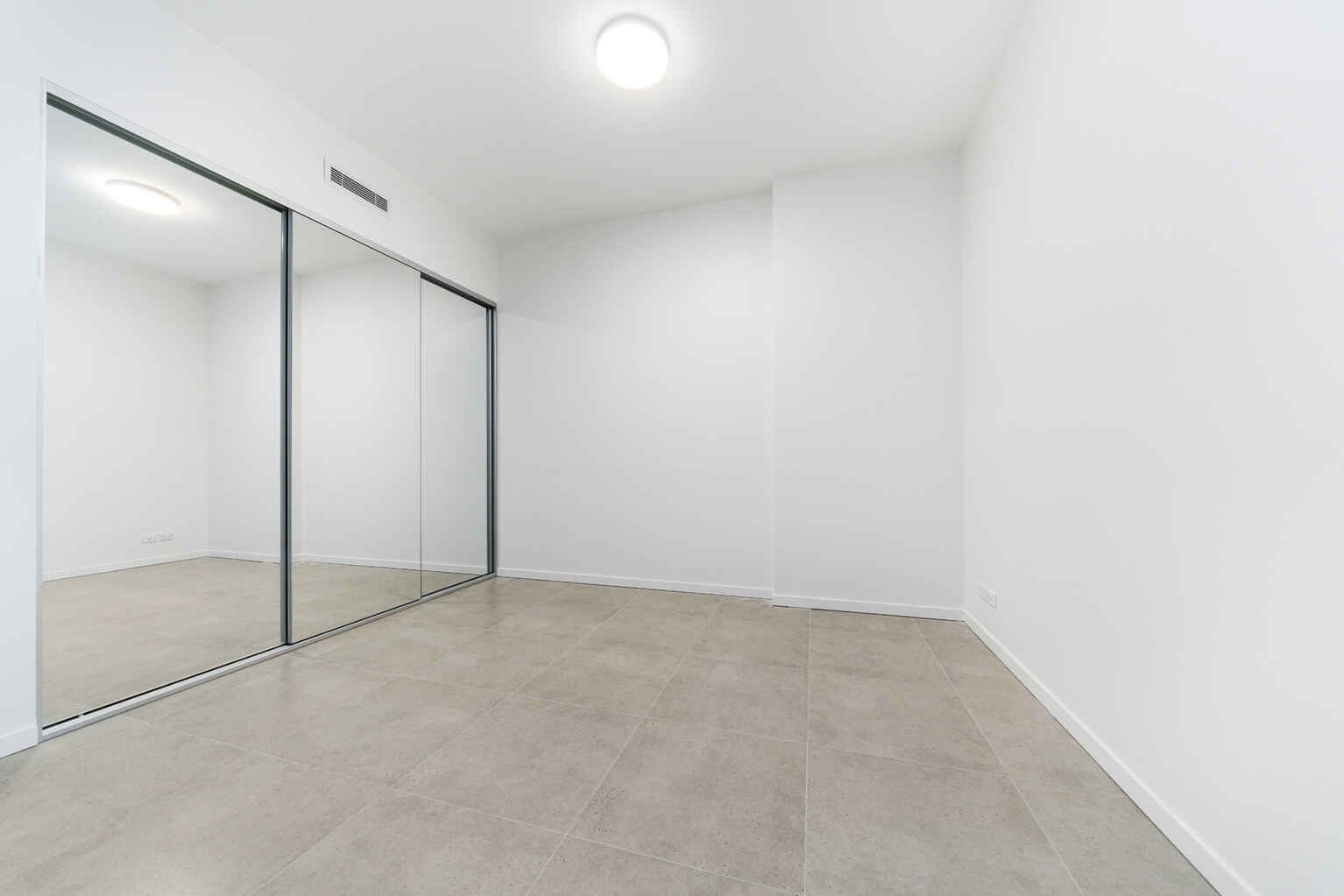 G04/10-20 McEvoy Street Waterloo