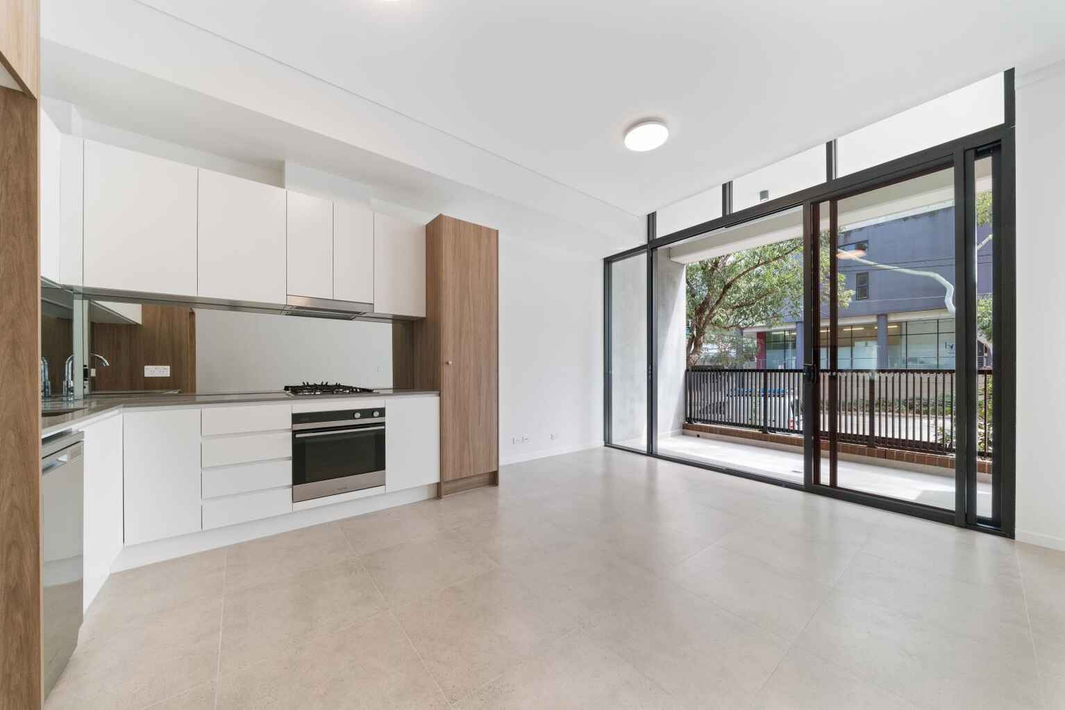 G02/10-20 McEvoy Street Waterloo