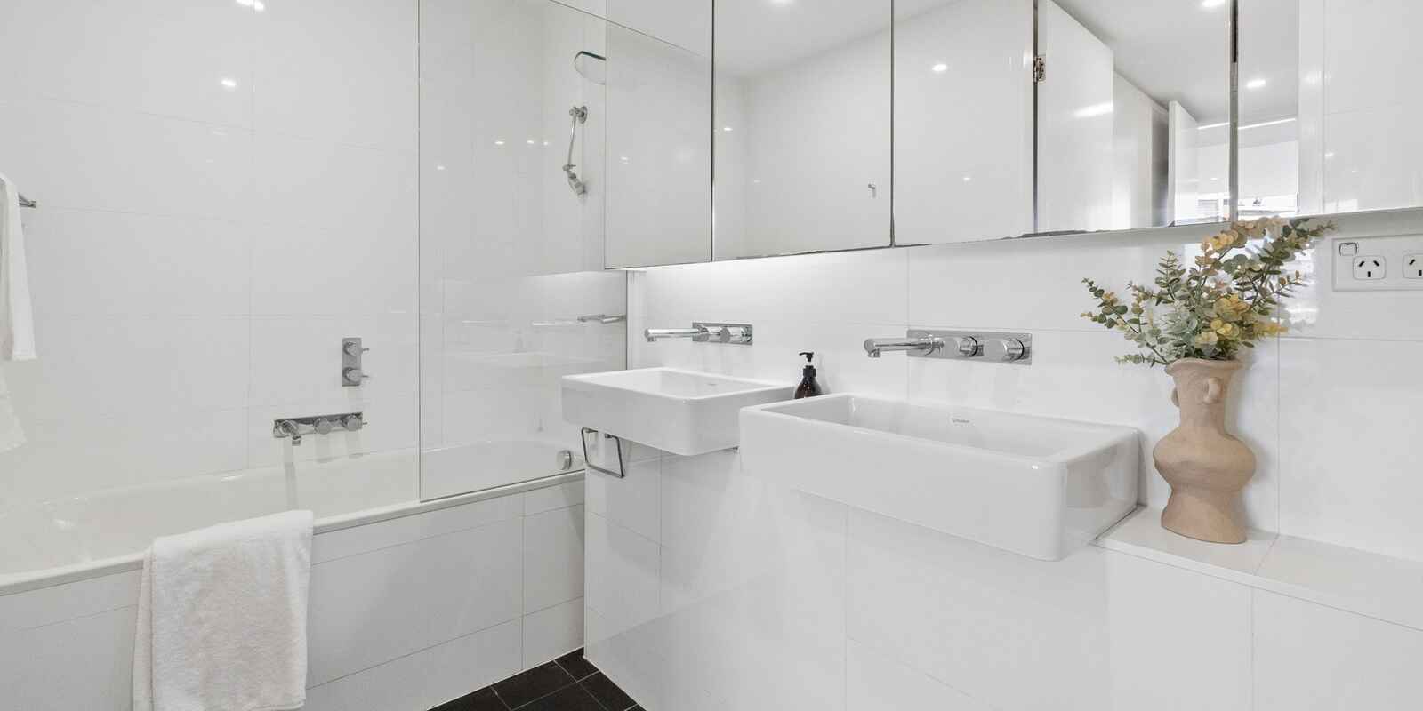 703A/264 Anzac Parade Kensington