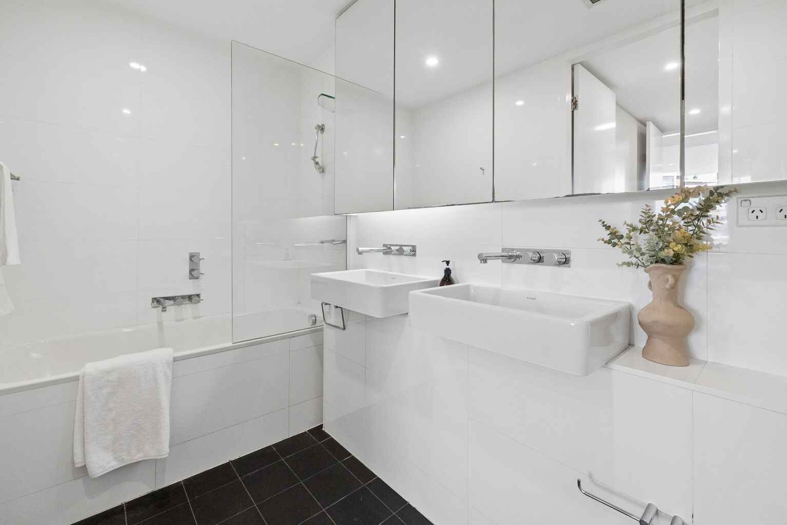 703A/264 Anzac Parade Kensington