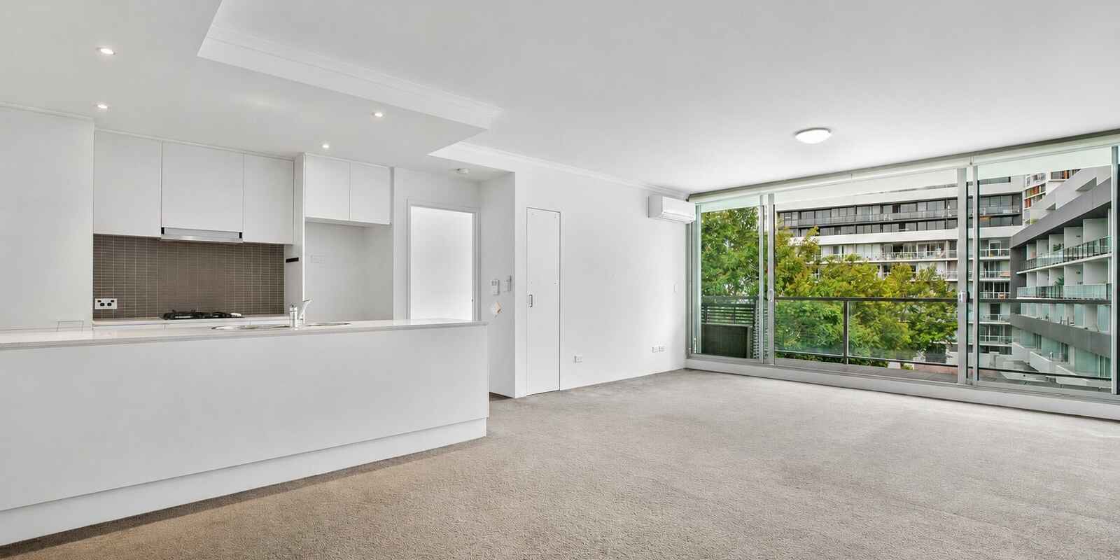 40/2 Hutchinson Walk Zetland