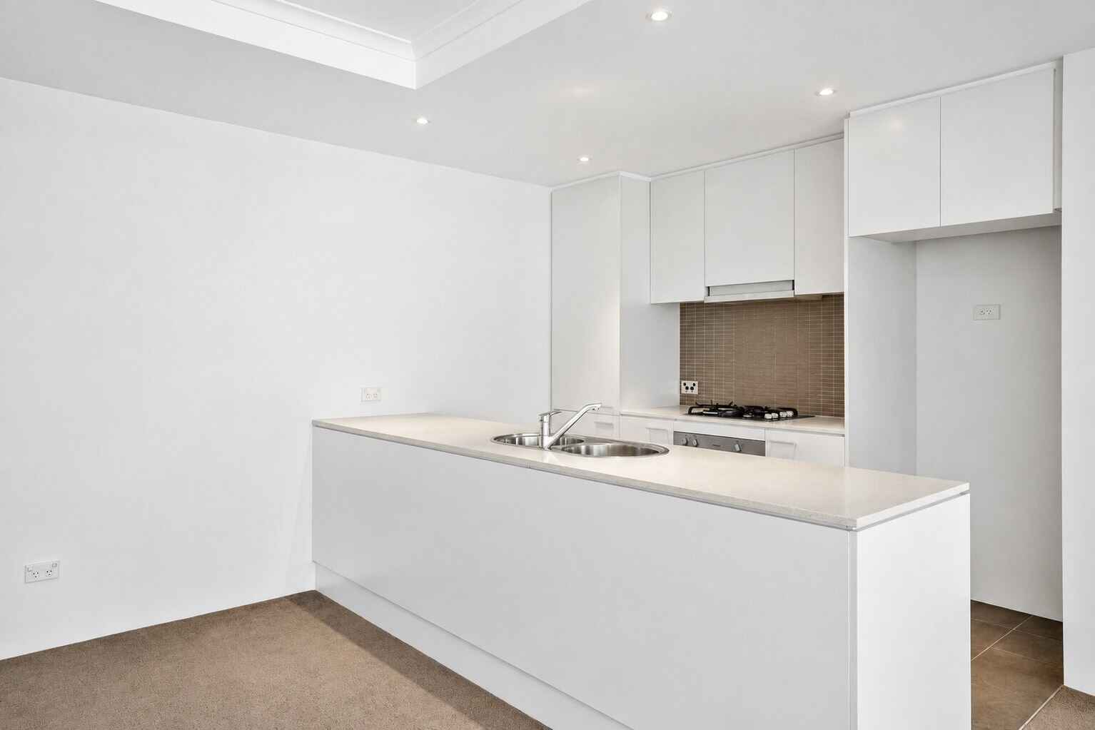 40/2 Hutchinson Walk Zetland