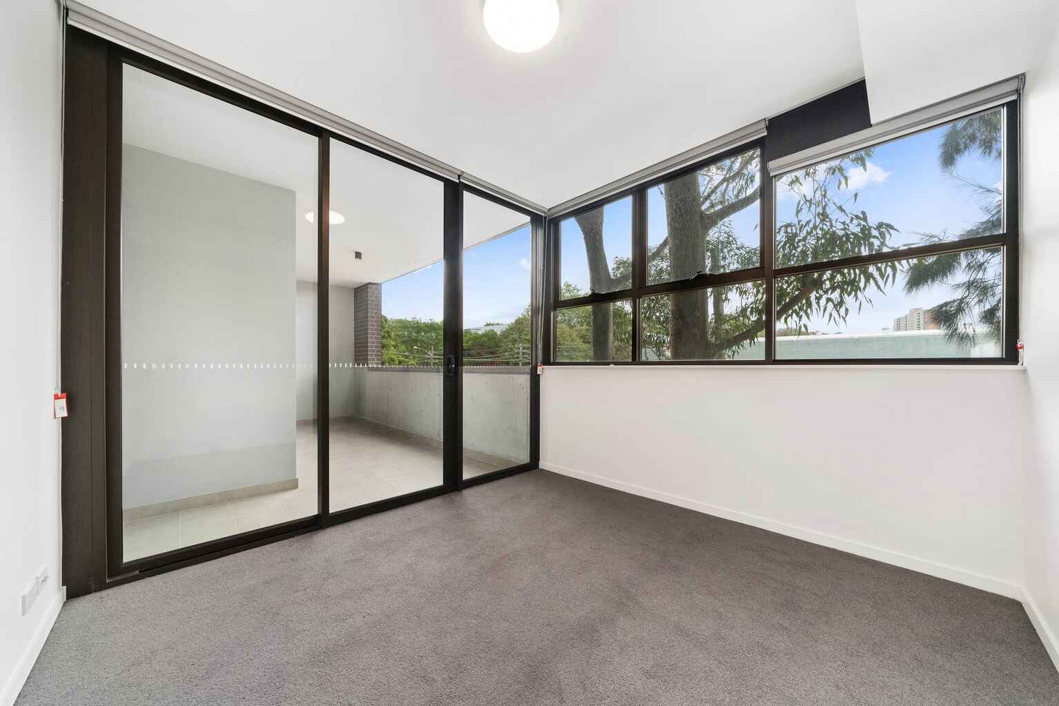 215/10-20 McEvoy Street Waterloo
